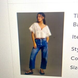 The Arin Mid-Rise Button front Barrel pant by Pilcro